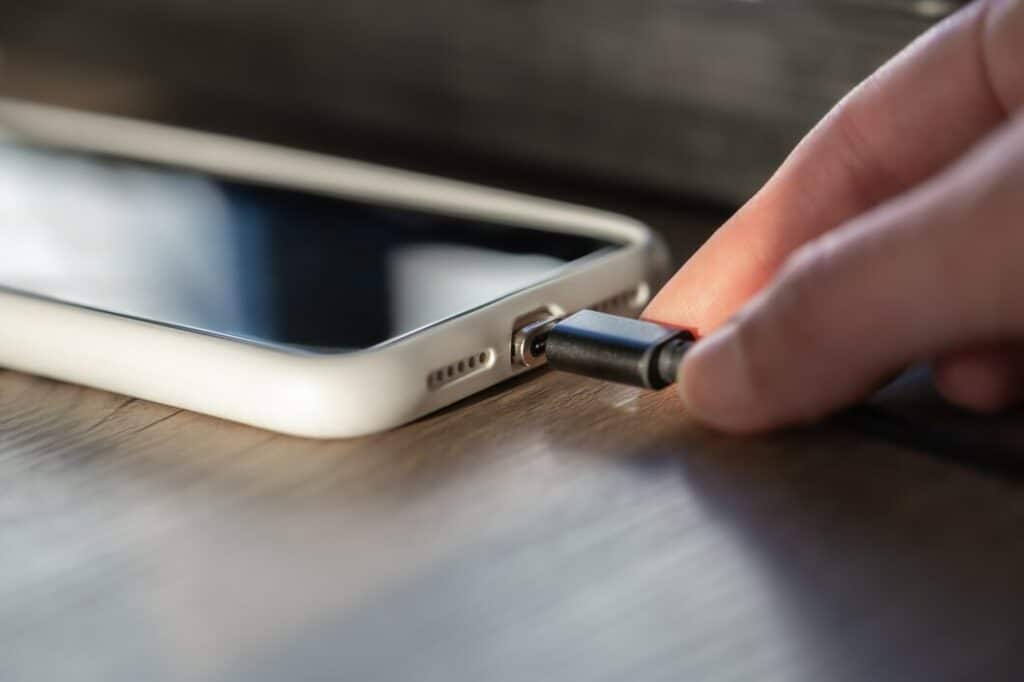 12 Ways To Fix iPhone Not Charging or Turning On Issues | 911 Phone Repair