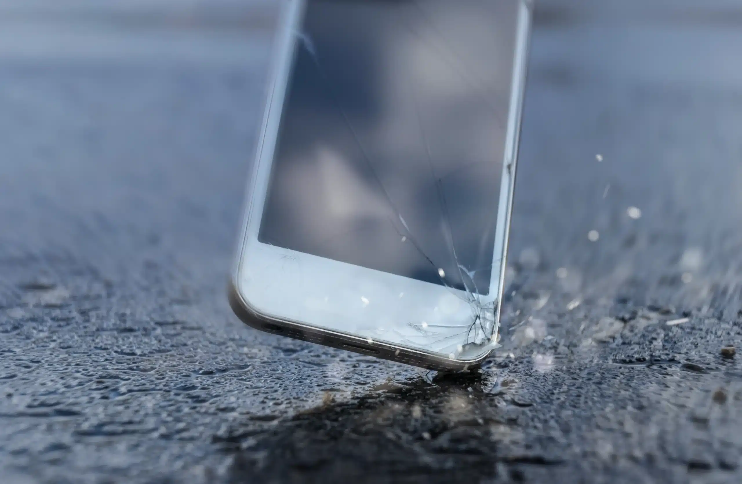 What Affects the Cost of iPhone Screen Replacement in Oklahoma City?